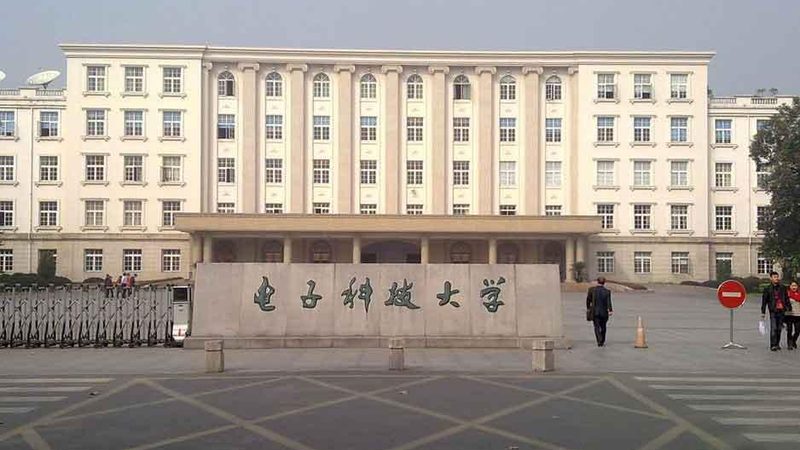 上海E24电阻：揭秘电阻阻值供应商的选型逻辑